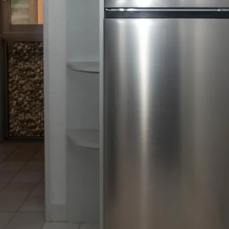 : T2 Climatisé Avec Parking Pour 4, Face - Fr-1-803-23 *