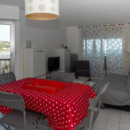 : T2 Climatisé Avec Parking Pour 4, Face - Fr-1-803-23 Apartamento